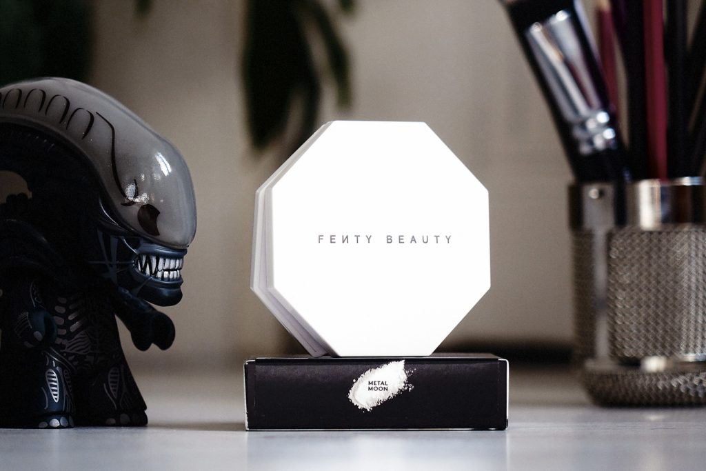 metal moon fenty