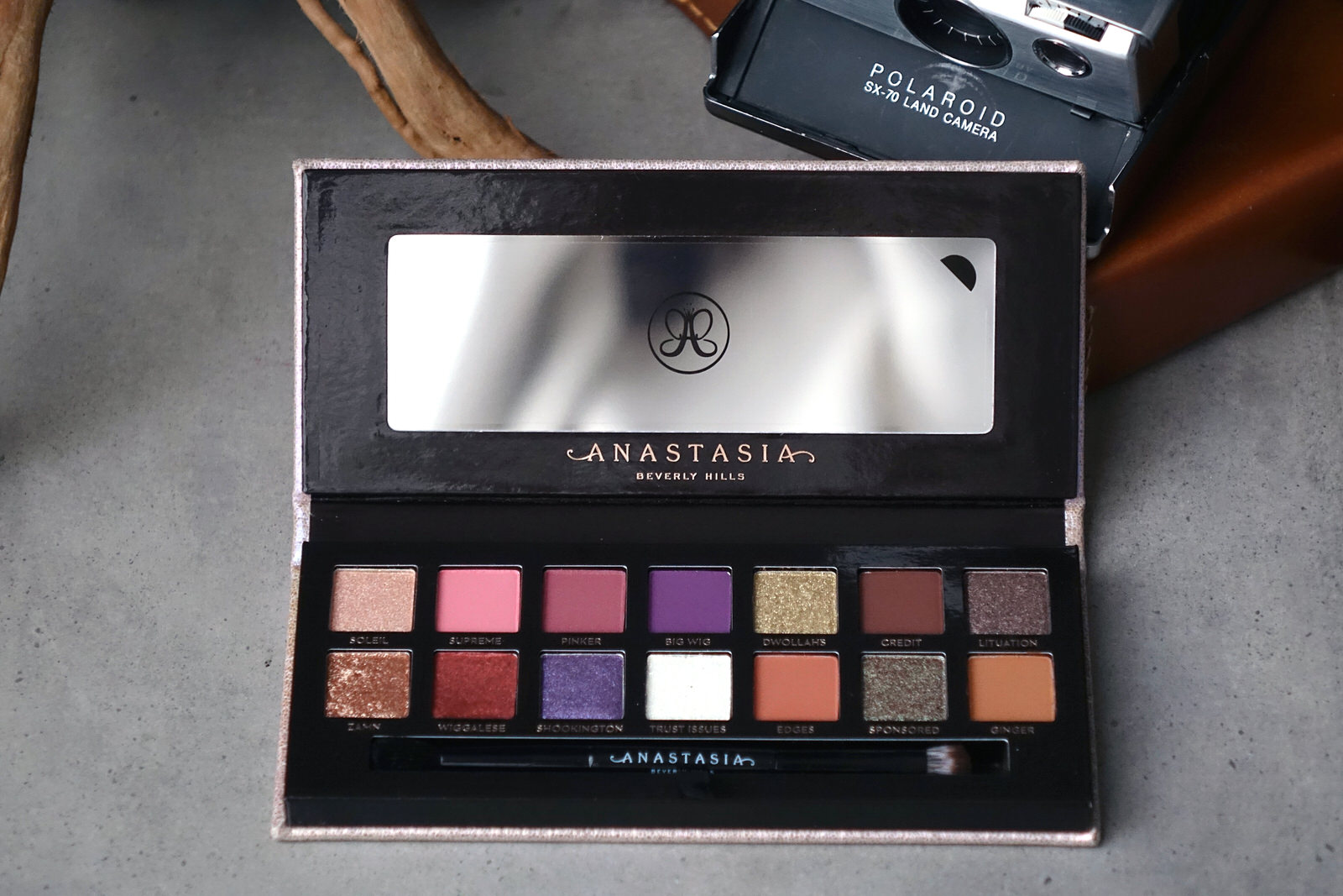 La palette Jackie Aina d'Anastasia Beverly Hills, swatches et makeup