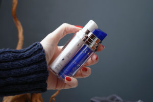 Le coffret Lovely Eye de Talika avec appareil d'électro-stimulation pour les yeux