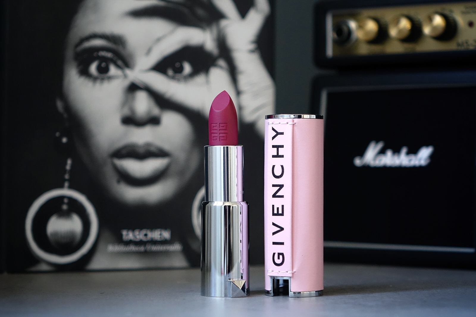 Les accessoires de rouge à lèvres Givenchy
