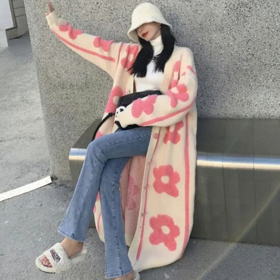 les looks de karine lemarchand dans l'amour est dans le pré