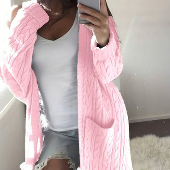 les looks de karine lemarchand dans l'amour est dans le pré