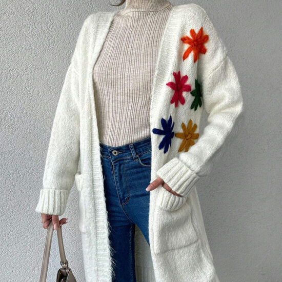 les looks de karine lemarchand dans l'amour est dans le pré