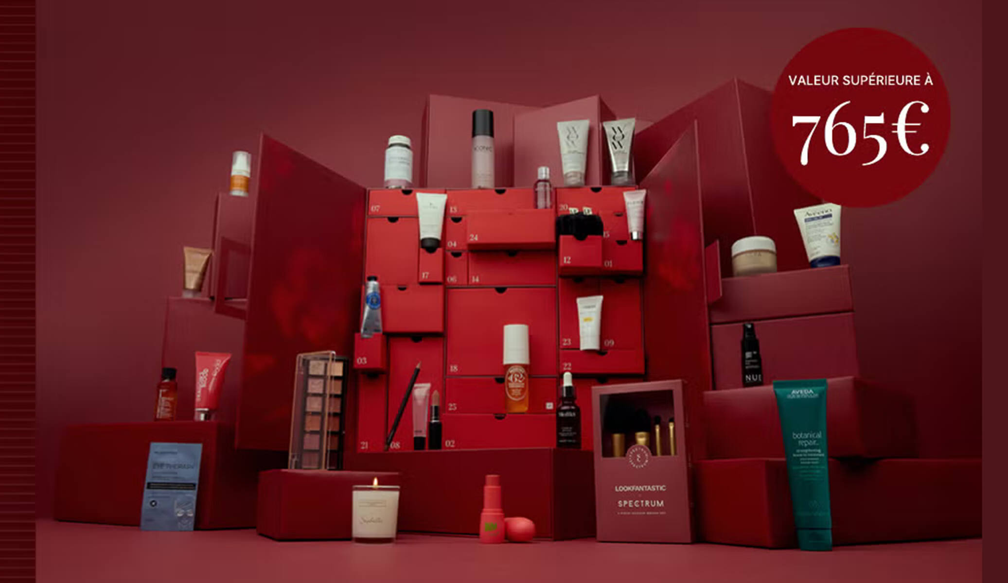 Le contenu du calendrier de l'avent Lookfantastic 2025